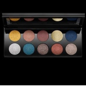 LE Pat McGrath Decadence palette